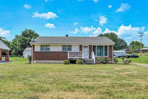 5620 Barns Ave, Roanoke, VA, 24019-3832 | Card Image