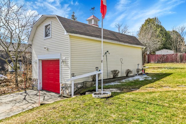 6728 Waterloo St, House other with 3 bedrooms, 1 bathrooms and 3 parking in Kars ON | Image 6