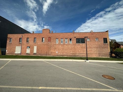 260 Plymouth Ave, Buffalo, NY, 14213-2510 | Card Image