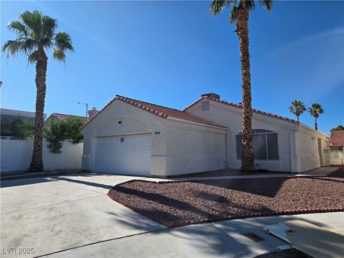 6636 Old Oxford Ave, Las Vegas, NV, 89108-0218 | Card Image