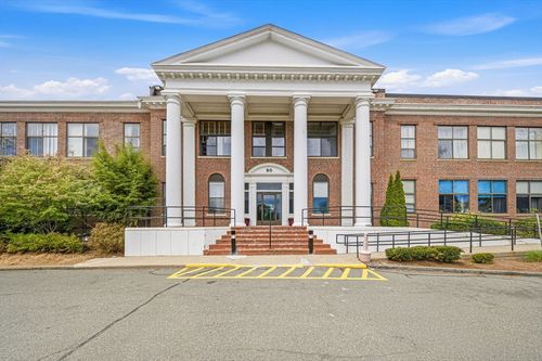 107-90 Sea St, Weymouth, MA, 02191-1400 | Card Image