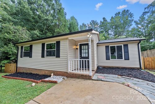 8100 Bald Ridge Dr, Charlotte, NC, 28227-0316 | Card Image