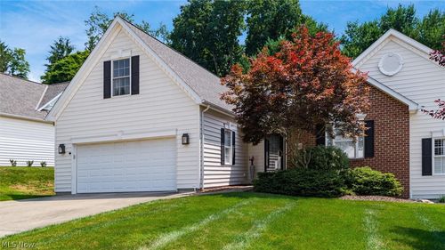 3460 Regans Way, Zanesville, OH, 43701-1321 | Card Image