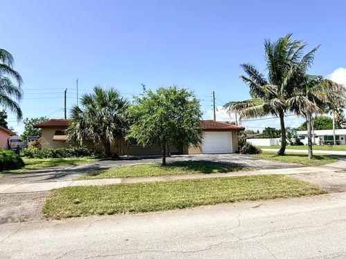 118 Se 10th Ct, Deerfield Beach, FL, 33441-6655 | Card Image