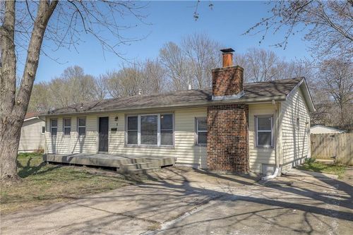1 Walnut Street, Lee's Summit, MO, 64063 | Card Image
