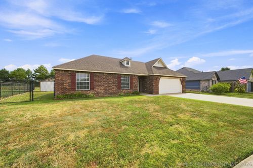 106 W 133rd Place N, Skiatook, OK, 74070 | Card Image