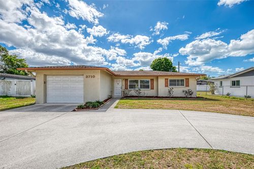 3710 Wilkinson Road, SARASOTA, FL, 34233 | Card Image