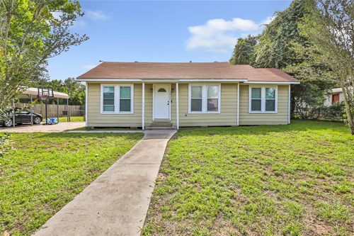 1811 Reese St, Liberty, TX, 77575-3217 | Card Image