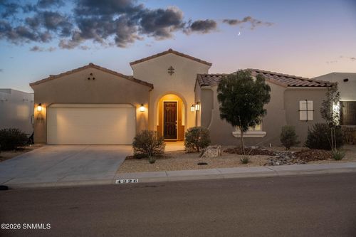 4226 Arcadia Pt, Las Cruces, NM, 88011-4384 | Card Image