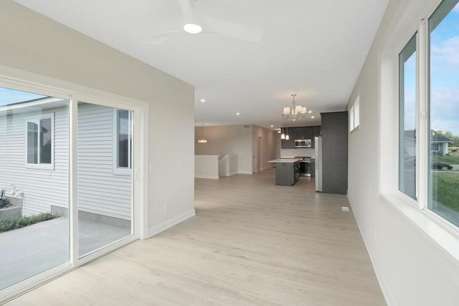 Sunroom 4.jpeg | Image 17