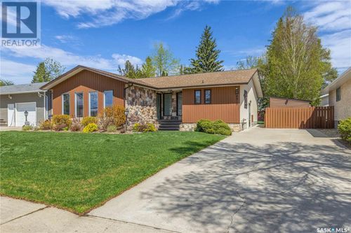 8915 Gregory Dr, North Battleford, SK, S9A2W6 | Card Image