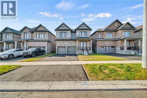 22 Thomas Gemmell Rd, Ayr, ON, N0B1E0 | Card Image