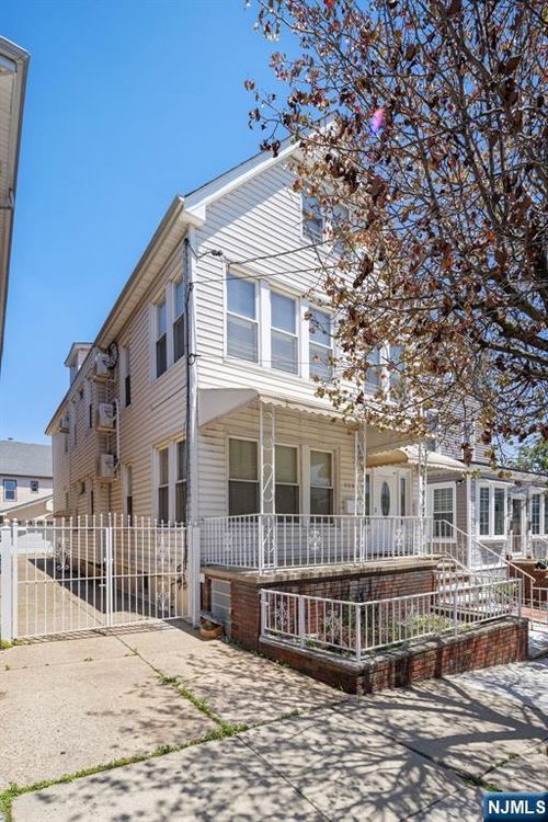 1002 74th St, North Bergen, NJ, 07047-4834 | Card Image