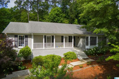 2313 Garland Dr, Vestavia Hills, AL, 35216-3001 | Card Image