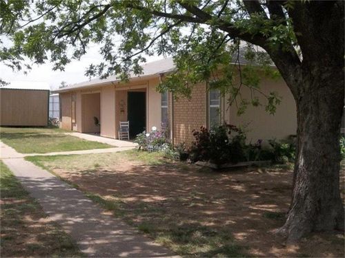1512 Primrose Ln, Cisco, TX, 76437-3255 | Card Image