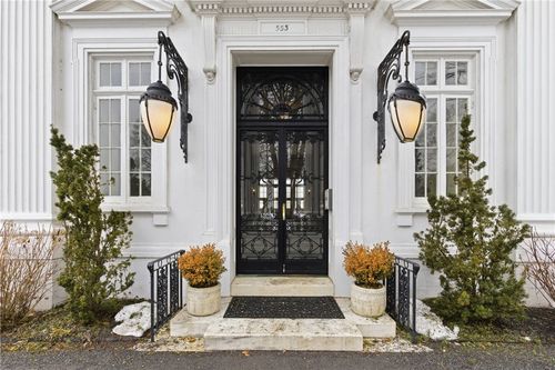 apt-6-553 Bellevue Ave, Newport, RI, 02840-4272 | Card Image