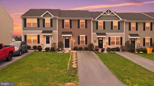 47 Norcross Ct, MARTINSBURG, WV, 25403-1688 | Card Image