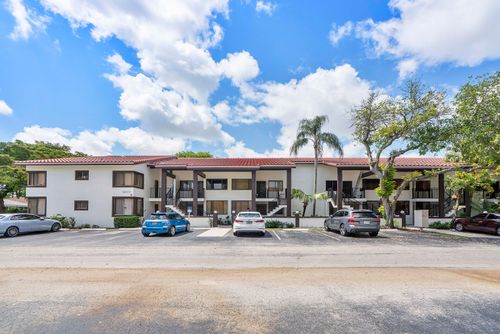 102-3100 Nw 46th St, Oakland Park, FL, 33309-6803 | Card Image