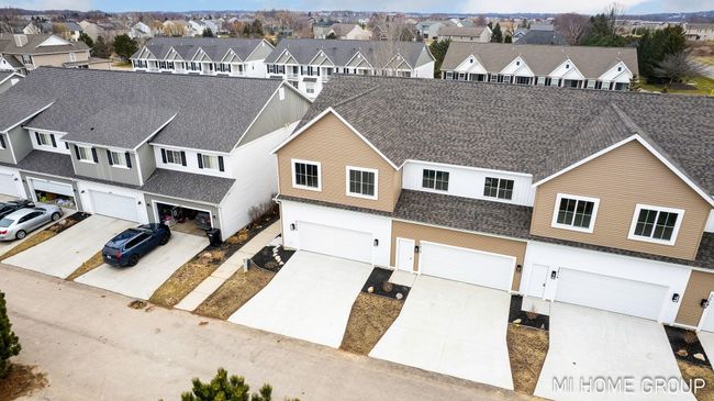 37 - 3614 Buckingham Ln, Condo with 3 bedrooms, 3 bathrooms and null parking in Hudsonville MI | Image 9