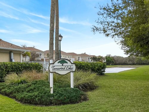 1911 77th Dr, Vero Beach, FL, 32966-6681 | Card Image