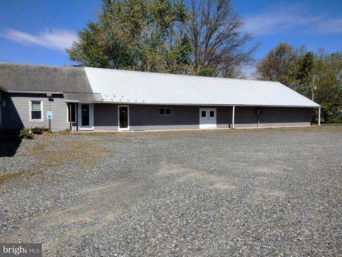 1573 E Philadelphia Ave, GILBERTSVILLE, PA, 19525-9466 | Card Image