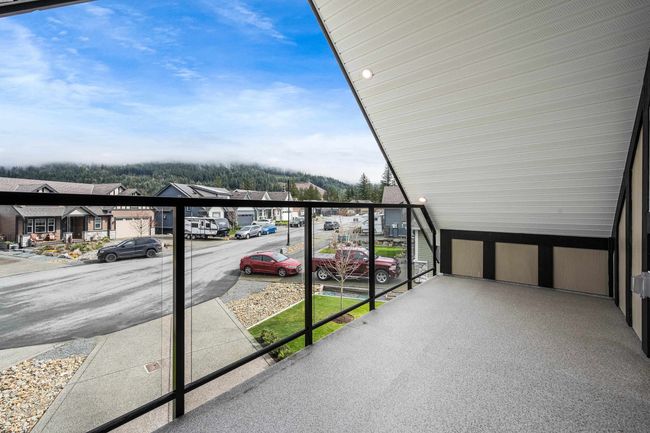 View of balcony | Image 28