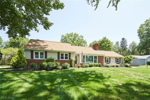 251 Schocalog Rd, Akron, OH, 44313-4560 | Card Image