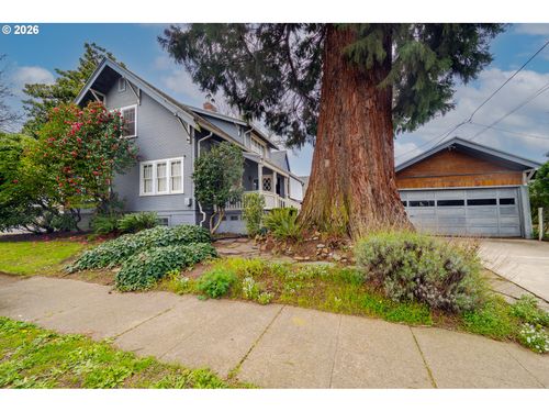 995 Capitol St Ne, Salem, OR, 97301-1202 | Card Image