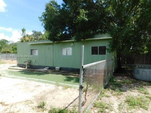 551 Avenida Del Sur, Clewiston, FL, 33440-8633 | Card Image