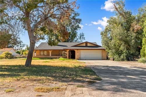 1562 E Poplar Dr, Mohave Valley, AZ, 86440-8574 | Card Image