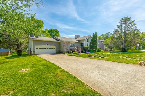 8504 Horseshoe Bend Ln, Ooltewah, TN, 37363-5627 | Card Image