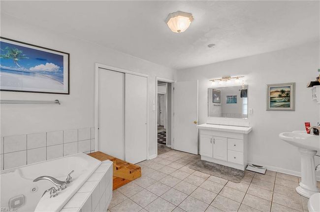 Primary Bath | Image 13