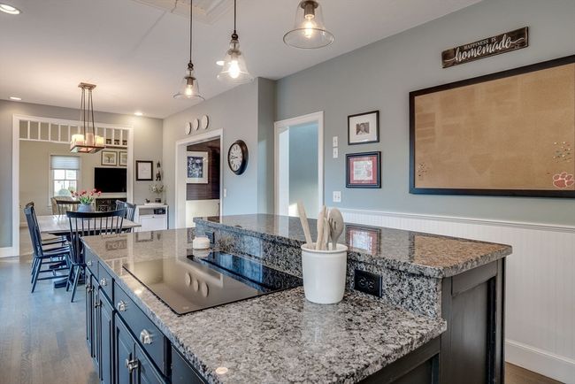 5 Southfield Ct, House other with 3 bedrooms, 3 bathrooms and 6 parking in Grafton MA | Image 10