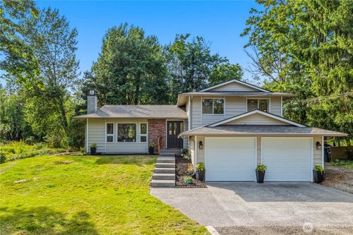 4165 Cougar Road, Bellingham, WA, 98226 | Card Image