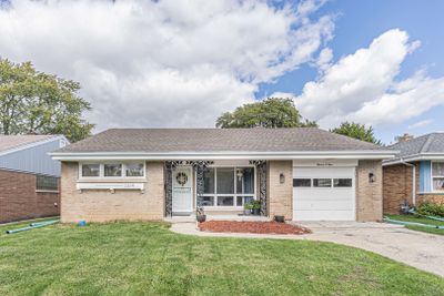 1104 W Central Road, House other with 3 bedrooms, 1 bathrooms and null parking in Mount Prospect IL | Image 1