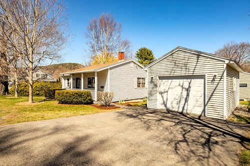 5 Rawson Avenue, Camden, ME, 04843 | Card Image