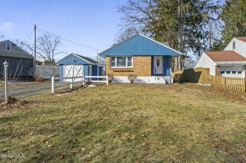 10 Juracka Pkwy, Rotterdam, NY, 12306-3512 | Card Image