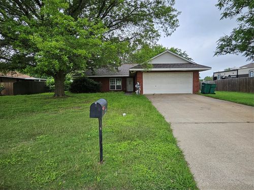 114 Silver Fox, Lacy Lakeview, TX, 76705-3903 | Card Image