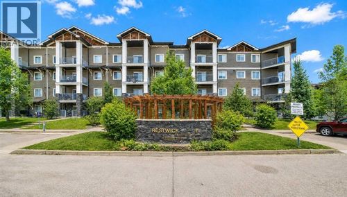 115 Prestwick Villas Se, Calgary, AB, T2Z0N1 | Card Image
