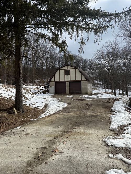275 Old Scales Rd, Washington, PA, 15301-8048 | Card Image