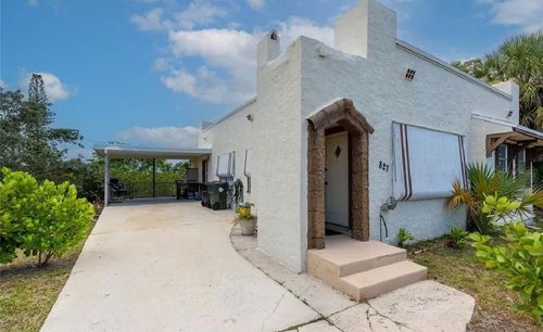 827 N A St, Lake Worth Beach, FL, 33460-2424 | Card Image