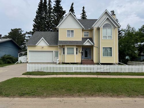 304 3 St Ne, Slave Lake, AB, T0G2A2 | Card Image