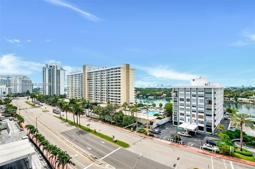 apt-925-5601 Collins Ave, Miami Beach, FL, 33140-2447 | Card Image