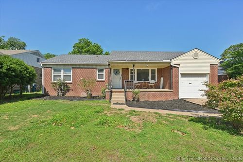 564 S Sandusky Ave, Tulsa, OK, 74112-4128 | Card Image