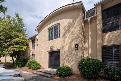 d4-5400 Roswell Rd, Atlanta, GA, 30342-1925 | Card Image