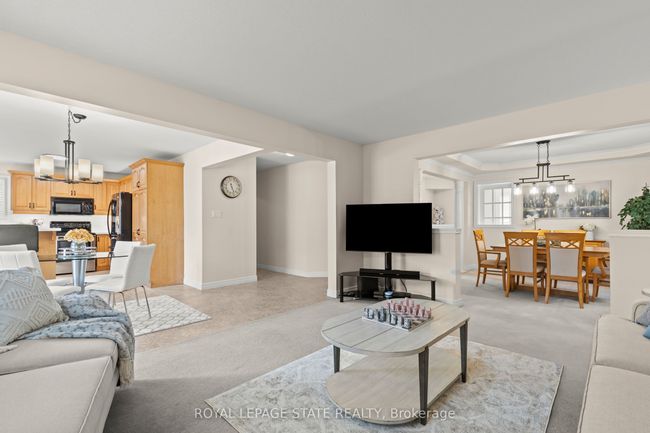 2409 Norland Dr, House other with 4 bedrooms, 4 bathrooms and 2 parking in Burlington ON | Image 11