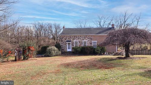 3155 Lehr Dr, YORK, PA, 17404-9652 | Card Image