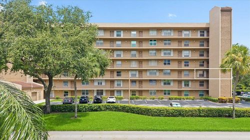 310-4570 Nw 18th Ave, Deerfield Beach, FL, 33064-1072 | Card Image
