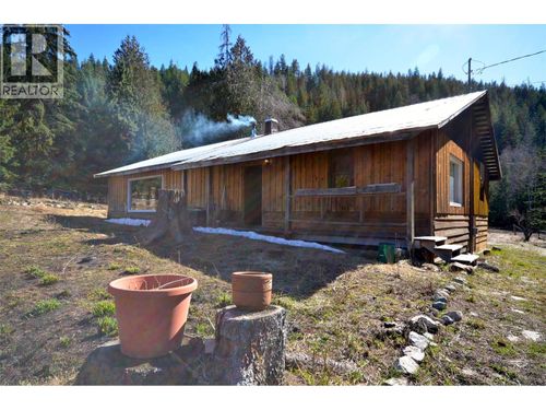 1538 Creighton Valley Rd, Lumby, BC, V0E2G1 | Card Image