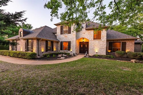 18099 Copper River Dr, College Station, TX, 77845-4661 | Card Image